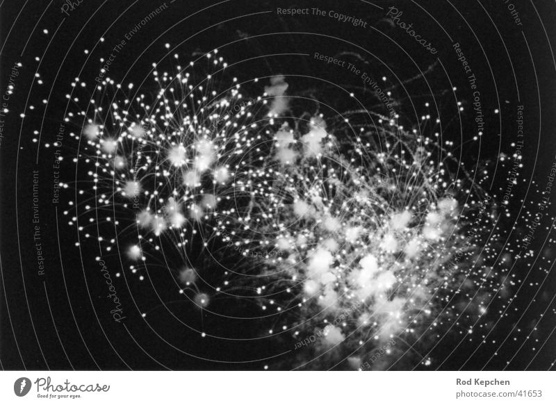 Firework005 Nacht Jahrmarkt Silvester u. Neujahr Langzeitbelichtung Freizeit & Hobby Feuerwerk Reaktionen u. Effekte Himmel Stern (Symbol) Bewegung