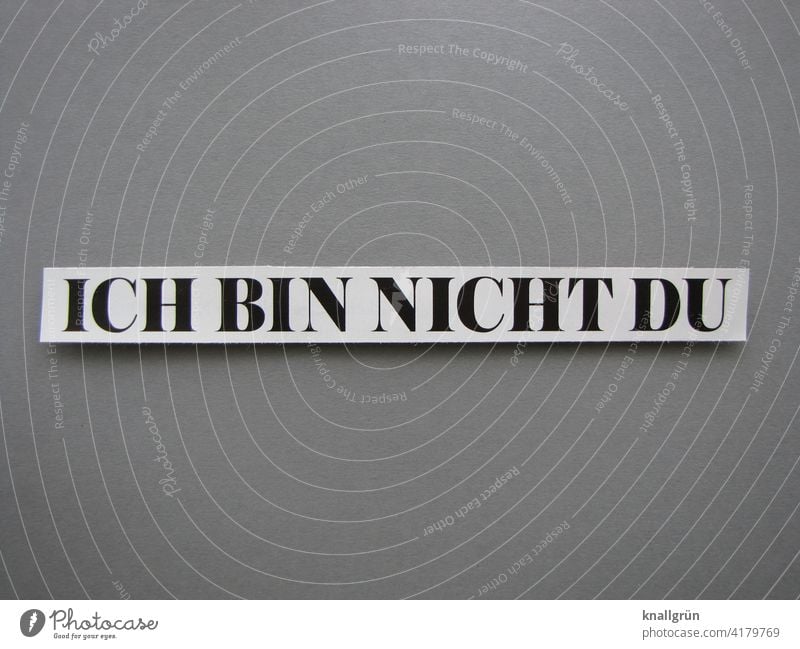 Ich bin nicht du vergleichen Konflikt & Streit unterschiedlich Gefühle Frustration Ärger Wut Aggression gereizt Feindseligkeit Farbfoto Kommunizieren