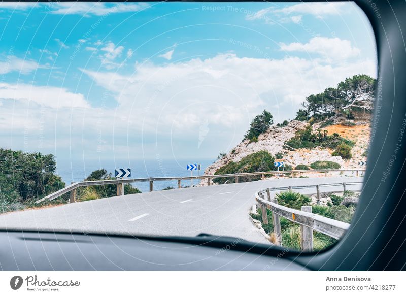 Kurvenreiche Straße von Palma de Mallorca, Spanien palma palma de mallorca geschlängelt Hügel Serpentinen Insel balearisch Wald Bäume Fahrradfahren Europa