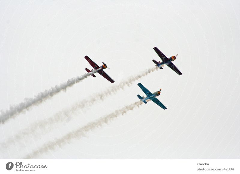 Aero #1 Flugschau Flugzeug 3 Kunstflug Luftverkehr