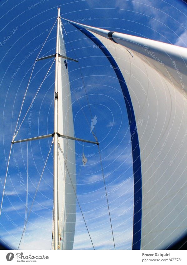 Takelage #1 Genua Wanten Wolken Kroatien Weitwinkel Himmel weiß Segelboot Segeln Ferien & Urlaub & Reisen Schifffahrt vorsegel fock saling Strommast großsegel