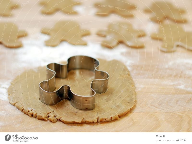 Lebkuchenmännchen Lebensmittel Teigwaren Backwaren Ernährung lecker süß Männchen Mann viele Mehl Plätzchen Weihnachtsgebäck stechen Farbfoto Nahaufnahme