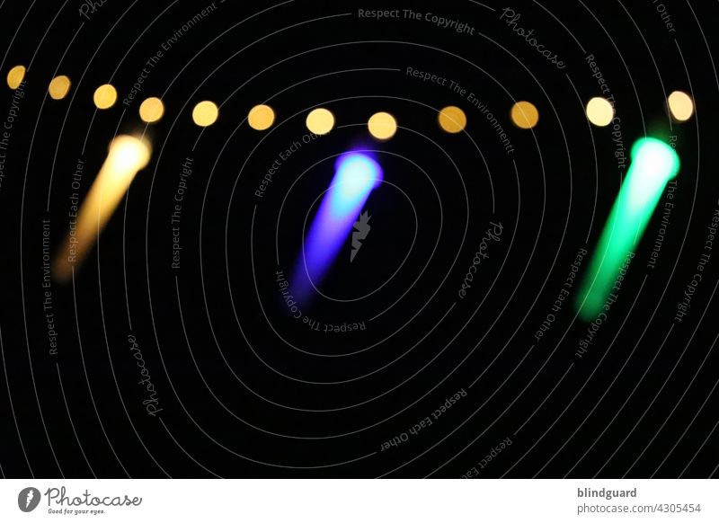 Weekend Nightlife Is Waiting For You Feier & Fest Party Beleuchtung bunt Licht Lichter Farbe farbig Spaß Freude Feiern Dunkel Nacht Bokeh
