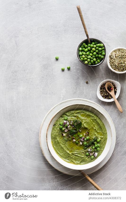 Vegane Erbsencreme Sahne Gesundheit Suppe Abendessen grün Vegetarier Schalen & Schüsseln Gemüse Mahlzeit Lebensmittel Diät Küche Mittagessen frisch Amuse-Gueule