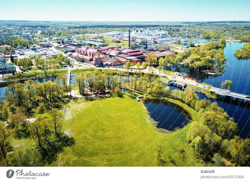 Luftaufnahme einer modernen Papierfabrik in der Stadt Fabrik Pflanze Großstadt Landschaft Herstellung Technik & Technologie Antenne Architektur schön