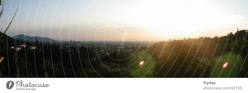 Freiburger Sonnenuntergang Panorama (Aussicht) Weitwinkel Weinberg Stadt Gegenlicht Berge u. Gebirge Freiburg im Breisgau Münster groß Panorama (Bildformat)