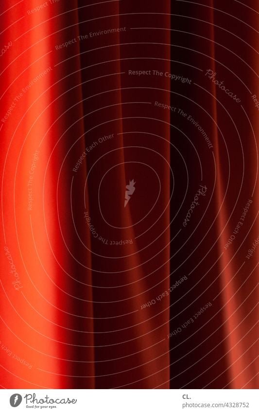 roter vorhang Vorhang Stoff Nahaufnahme Strukturen & Formen Dekoration & Verzierung blickdicht Sichtschutz Faltenwurf Privatsphäre Geheimnis
