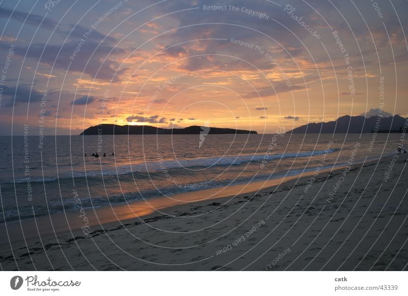 Langkawi Strand Meer Insel Wellen Sand Wasser Wolken Horizont Sonnenaufgang Sonnenuntergang Malaysia Asien Glück natürlich Romantik Flut Farbfoto Außenaufnahme