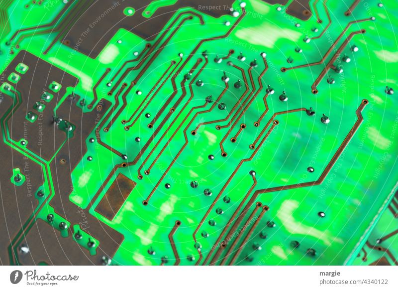 grüne PC karte abstrakt Schaltkreis Information Daten Mitteilung Prozessor System Gerät Halbleiter Netzwerk Informationstechnologie Server verbinden digital