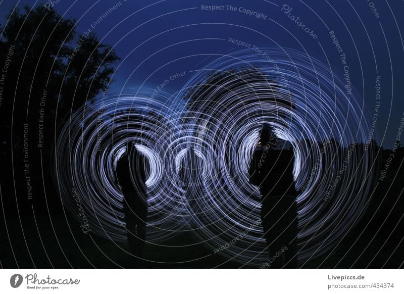 3 mal shadow rodden Mensch maskulin Mann Erwachsene Körper 1 30-45 Jahre Kunst Maler Umwelt Natur Landschaft Pflanze Baum Blatt Wildpflanze Feld drehen leuchten