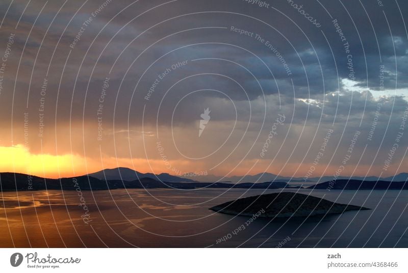 Was will man Meer? Abend Felsen Wasser Hügel Urlaub Sommer Himmel blau Küste Iraklia Inseln Dämmerung Sonnenaufgang Mittelmeer Sonnenuntergang Sonnenlicht