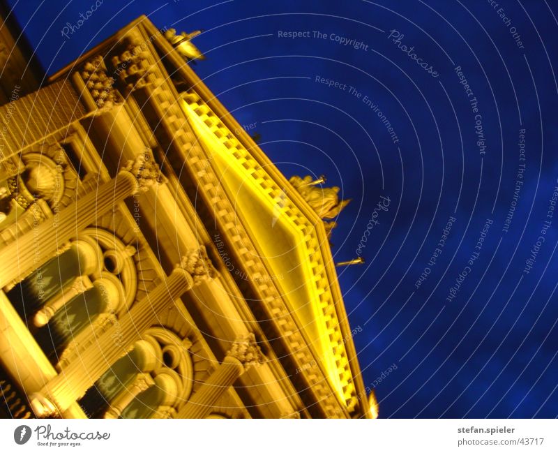 bundeshaus bei nacht Nacht Schweiz dunkel Langzeitbelichtung Gebäude gelb Haus Politik & Staat Architektur hell bundesplatz Säule