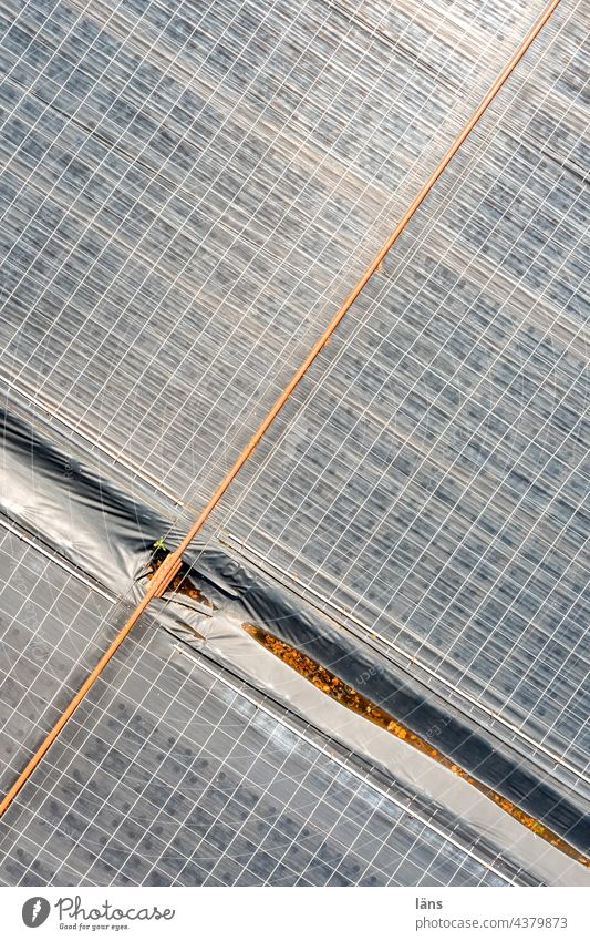 Plastik in der Landwirtschaft Kunststoff Problematik Strukturen & Formen Folie Schutz Problemstoff Erdölprodukt Umwelt abstrakt Natur Vogelperspektive