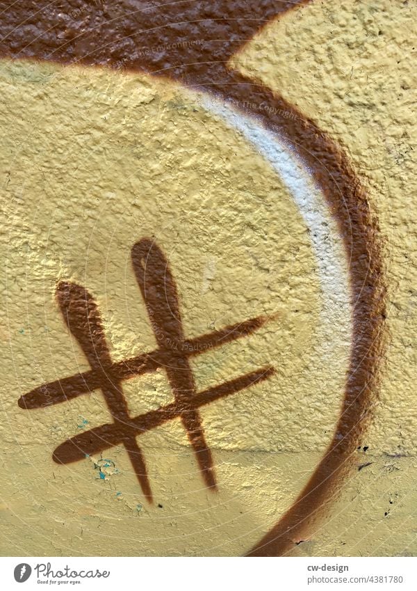 HashTag - gezeichnet & gemalt Schriftzeichen Farbfoto Politische Bewegungen politischer ausdruck politisch korrekt Politik & Staat Graffiti Wand Zeichen