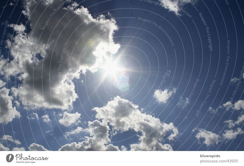 Die Sonne kommt! grell dunkel Wolken Kumulus Beleuchtung Physik Sommer zyan Schaf Lamm schön grau RGB Nachmittag heiß Strand hell Himmel blau bedekt Gewitter