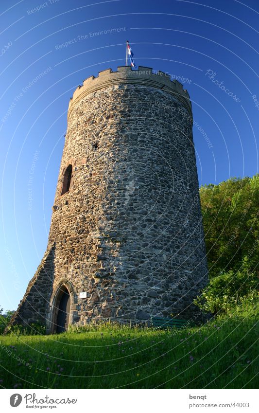 Burg Husen Häusliches Leben Hausach Sonnenaufgang Schlossberg Morgen Mauer Trutzburg Festung Turmburg Architektur Mittelalter Hausen Sunrise Ritter