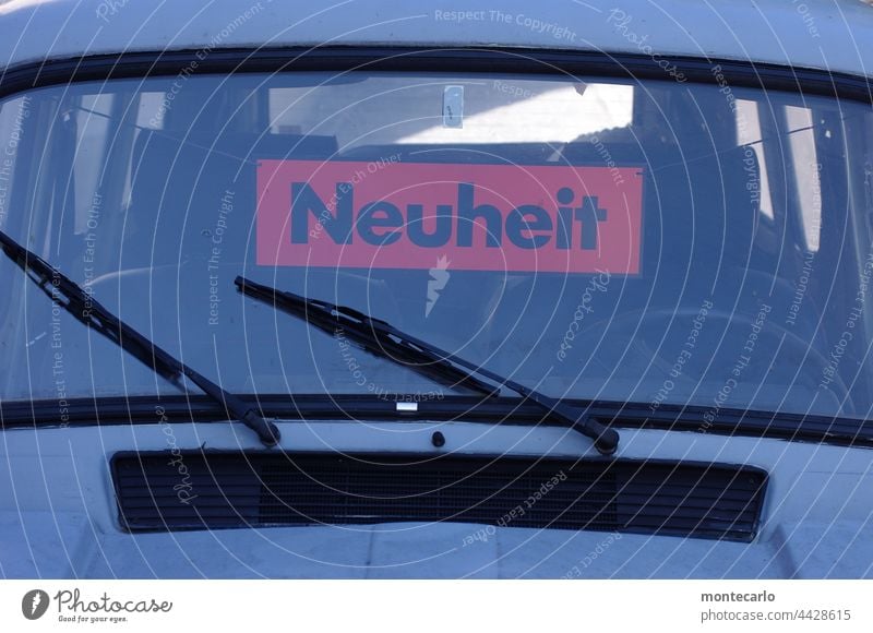 lost places  | Es war einmal .... Neuheit Oldtimer Schild Alt kultig Scheibenwischer Frontscheibe Design Nostalgie Karosserie Verkehrsmittel Blech retro