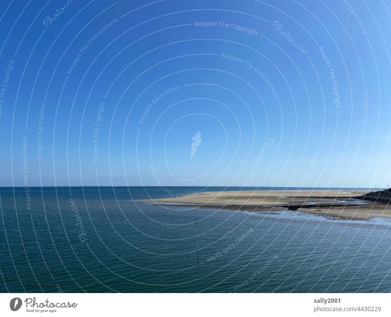 weite ruhige sommerliche Nordsee Meer Ebbe Gezeiten Weite Erholung Wattenmeer Ruhe Amrum Landschaft Wasser blau Himmel Horizont Ferien & Urlaub & Reisen Sand