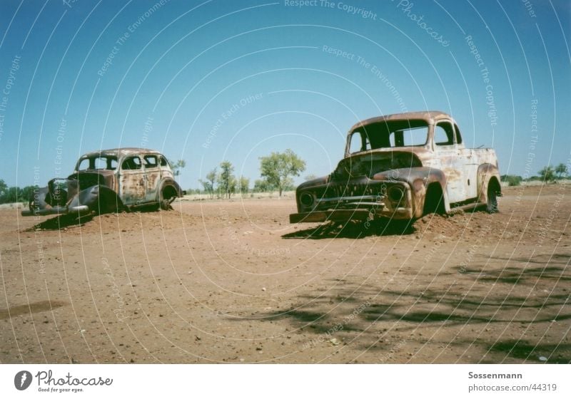 Zahn der Zeit Australien Outback Oldtimer Verfall Verkehr Pickup Wüste dünn Rost alt