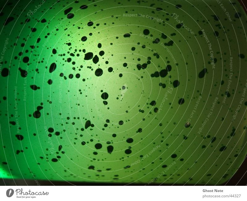 G R E E N grün schwarz Stil Licht Dinge Makroaufnahme Nahaufnahme Glas Punkt