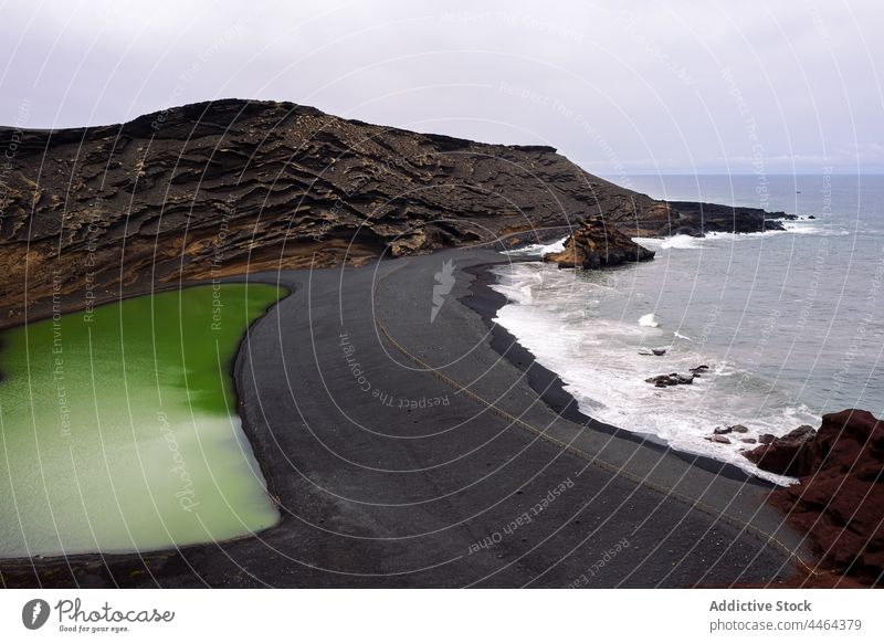 See gegen stürmische See im Naturpark der Vulkane charco MEER Park Landschaft Hochland Insel Wetter marin schaumig Zeichen der Klicks Holzkohle verde malerisch