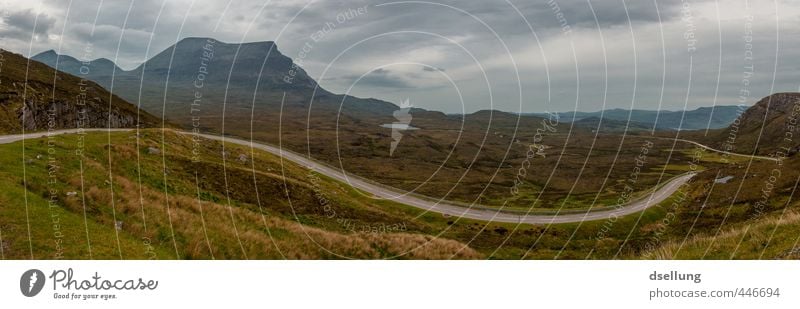 Highland Road Umwelt Natur Landschaft Pflanze Himmel Wolken Horizont Sommer schlechtes Wetter Gras Sträucher Wildpflanze Wiese Berge u. Gebirge Verkehrswege