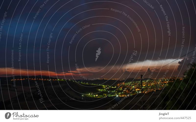 sommergewitter Umwelt Natur Landschaft Urelemente Himmel Wolken Gewitterwolken Sommer Klima Klimawandel Wetter schlechtes Wetter Unwetter Regen Pietraperzia