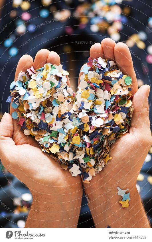 Konfetti Herz Freude Spielen Kinderspiel Raum Feste & Feiern Valentinstag Geburtstag Hand Papier Dekoration & Verzierung gebrauchen Bewegung entdecken Liebe