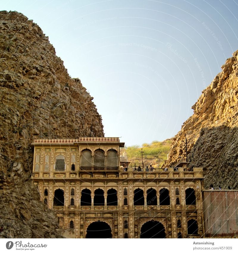 Affentempel Architektur Felsen Berge u. Gebirge Gipfel Galta Jaipur Rajasthan Indien Asien Stadt Haus Palast Mauer Wand Fassade Balkon Terrasse Fenster Tür