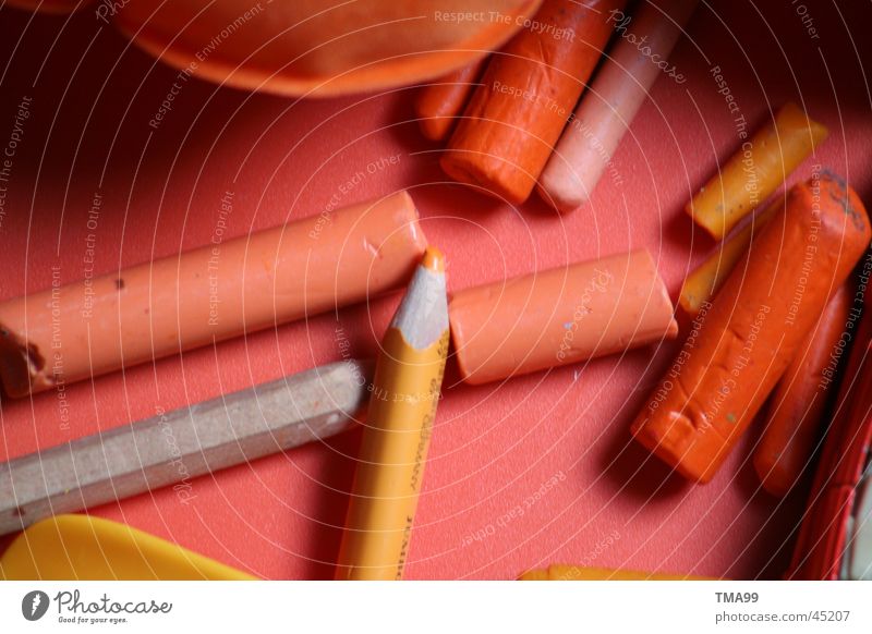 Impression in orange Schreibstift Stillleben Tablett Dinge Handwerk Kreide