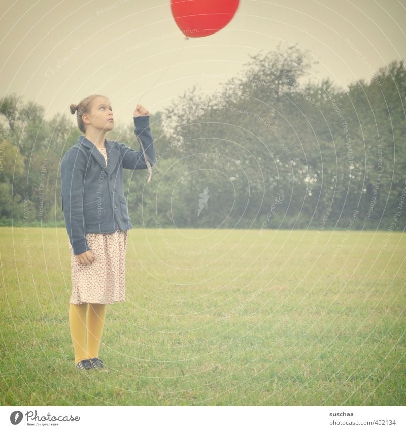 foto mit kind + ballon feminin Kind Mädchen Junge Frau Jugendliche Kindheit Leben Körper Haut Kopf Haare & Frisuren Gesicht 1 Mensch 3-8 Jahre 8-13 Jahre Umwelt