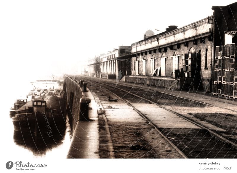 Hafen Friedrichstadt Wasserfahrzeug Warenannahme Architektur