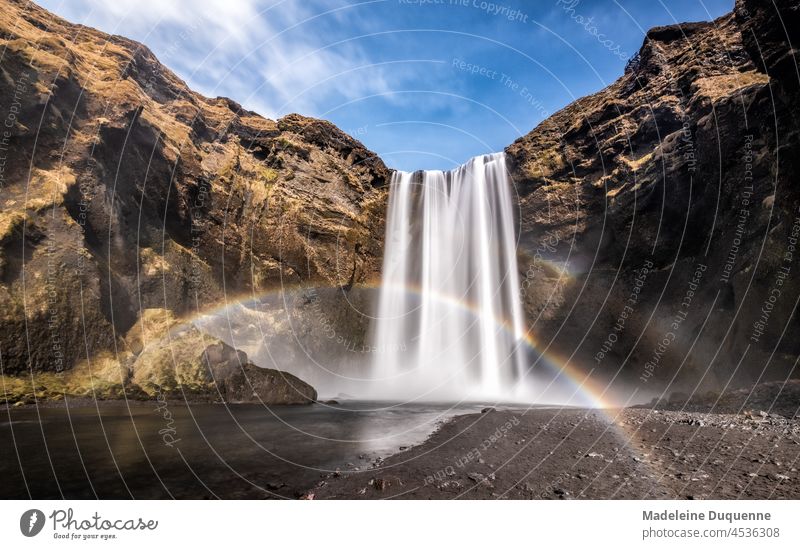 Wasserfall Skogafoss in Island Iceland Skógafoss wasserfall Europa Skógar Rangárþing Regenbogen