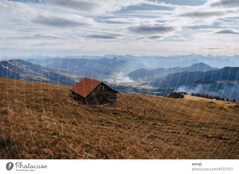 Aussicht von Rigi Kulm auf Zugersee und Mythen aussicht rigi rigi kulm wolken panorama hügel wasser gewässer wetter herbst tourismus schweiz zentralschweiz