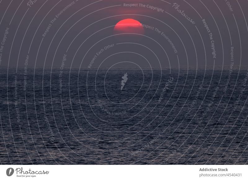 Sonnenuntergang über dem Horizont am Meer Meereslandschaft Natur malerisch marin Strandpromenade MEER Landschaft wellig Insel spektakulär La Palma