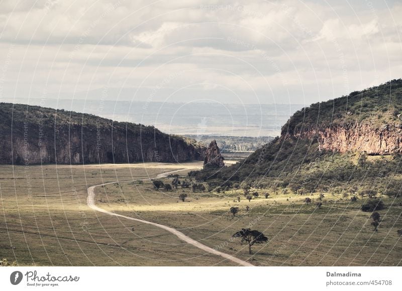 Kenia / Hells Gate Nationalpark Umwelt Natur Landschaft Steppe Afrika Menschenleer Park Umweltschutz Wolkenhimmel Wiese Fußweg Safari Ferien & Urlaub & Reisen