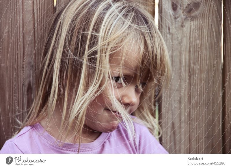 Blau Beerchen Gesundheit Spielen Kinderspiel Muttertag Kindererziehung Bildung Kindergarten lernen Mensch Kleinkind Mädchen Kindheit Leben Kopf 1 1-3 Jahre