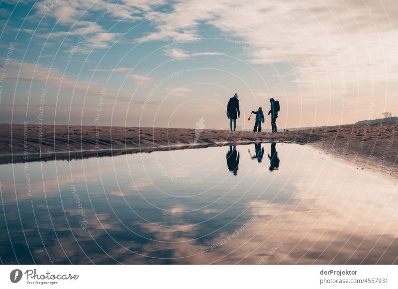 Wandern am Strand von Usedom blau Mecklenburg-Vorpommern Deutschland Insel Ostseeinsel Ausflugsziel wandern entdecken Kälte entspannen Architektur reiseziel