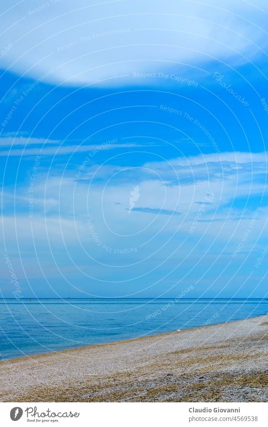 Strand von Porto Sant Elpidio zur Frühlingszeit Adriatico Europa fermo Italien Juni Marche Küste Farbe Tag Natur im Freien Fotografie Sand malerisch MEER reisen