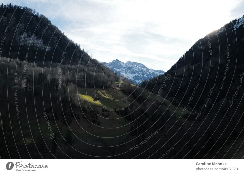 Ort der Stille Landschaft Berge Flüeli-Ranft Berge u. Gebirge Natur Außenaufnahme Farbfoto Himmel Umwelt Menschenleer Wolken Tag natürlich Klima Stimmung wild