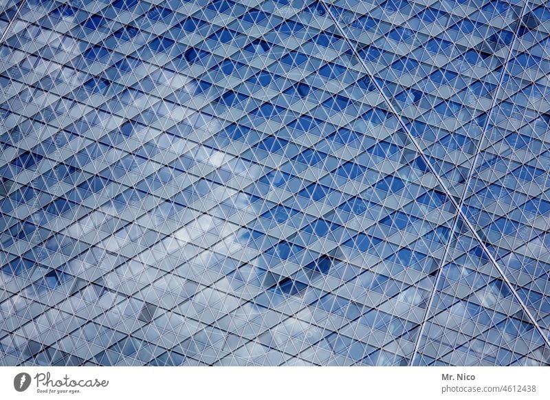 Gebäude X Reflexion & Spiegelung Strukturen & Formen abstrakt Irritation skurril Fenster Doppelbelichtung Architektur Bauwerk Fassade Fensterfront