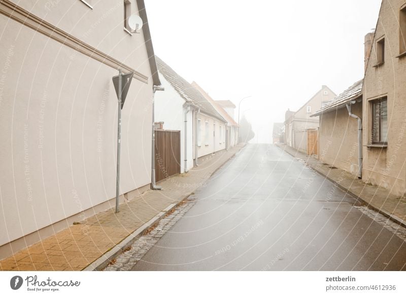 Wolgast, Straße zum Bodden bodden fischerdorf hafenstadt hanse hansestadt kalt kleinstadt mecklenburg meckpomm meer mv nebel neuschnee ostsee stadtkern