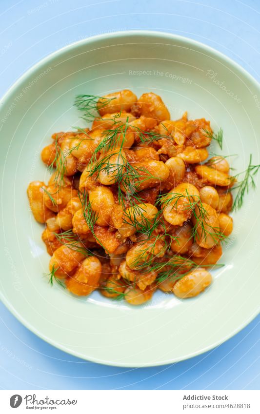 Leckere Giganten-Plaki in Schale Riesenplackerei Bohne gebacken Tomate traditionell Griechen Speise Küche kulinarisch authentisch lecker Tradition Lebensmittel