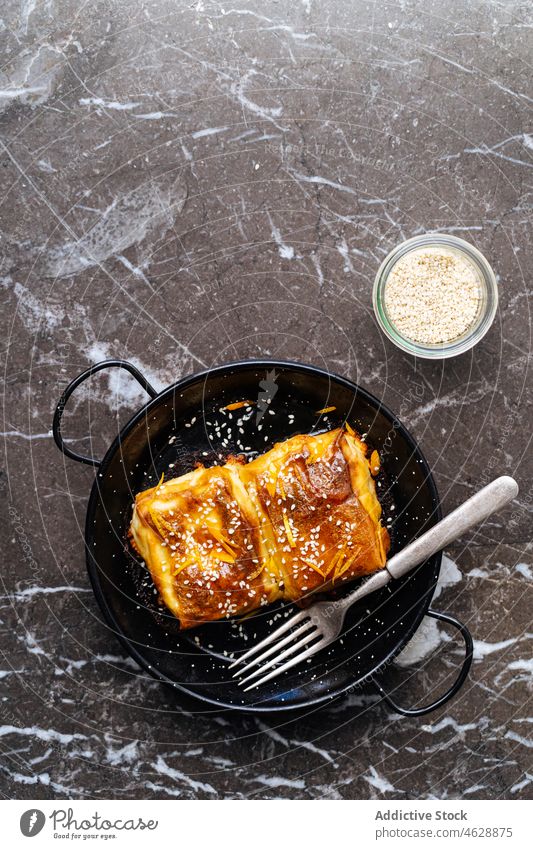 Süßes hausgemachtes Gebäck mit Sesam süß Dessert kulinarisch selbstgemacht Kalorie Leckerbissen Lebensmittel Gastronomie lecker Teller geschmackvoll Küche