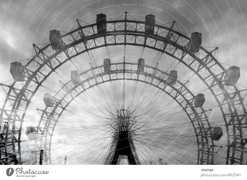 Kirmes Freude Ausflug Jahrmarkt Himmel Gewitterwolken Riesenrad außergewöhnlich bedrohlich frei schön Freiheit Freizeit & Hobby Nostalgie drehen