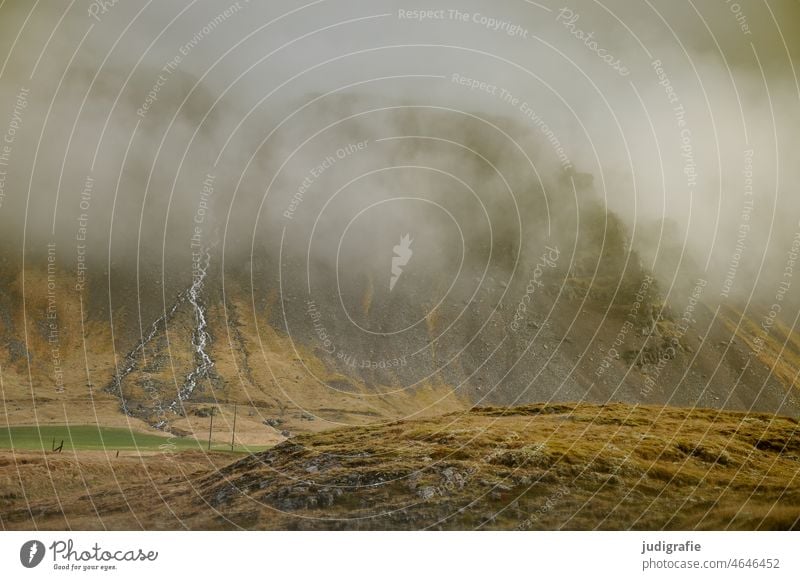 Island Landschaft Berge u. Gebirge Natur Wolken Nebel Umwelt Klima wild kalt Stimmung natürlich düster Felsen bedrohlich außergewöhnlich Wetter Urelemente