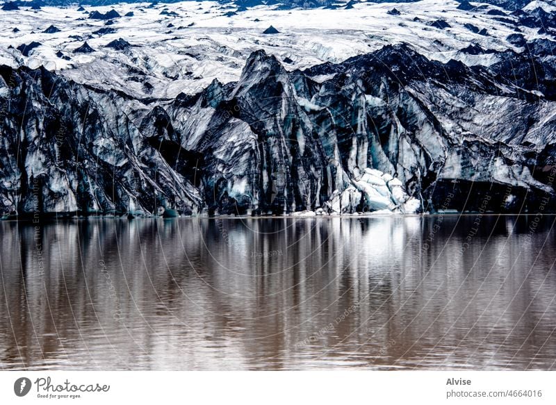 2021 08 18 Solheimajokull-Gletscher 2 Eis Landschaft reisen Island Natur Berge u. Gebirge Schnee Wasser natürlich Felsen arktische kalt Ansicht Sonnenuntergang