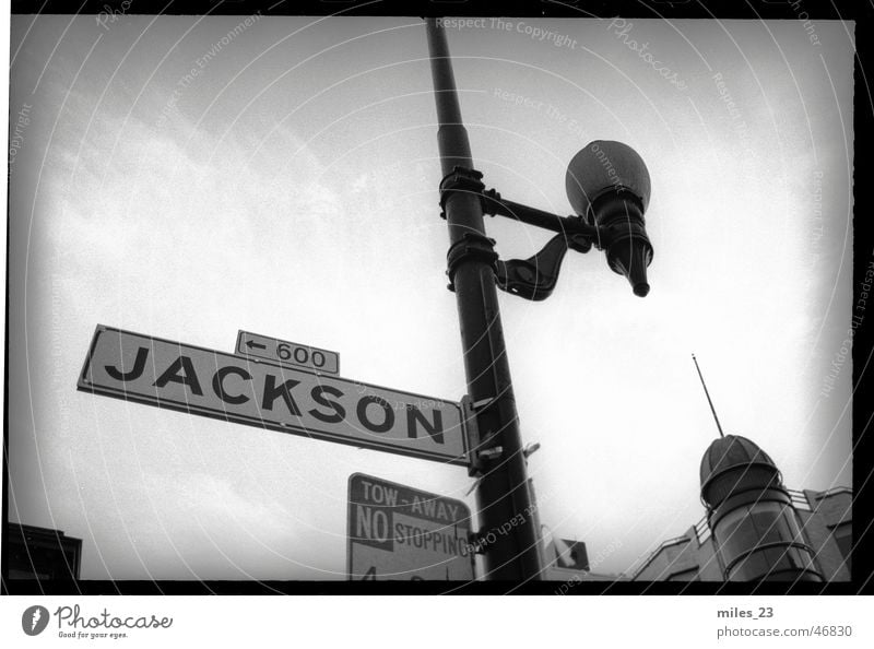 Jackson Street Straßennamenschild San Francisco Straßenbeleuchtung straßenmast Mischung Himmel