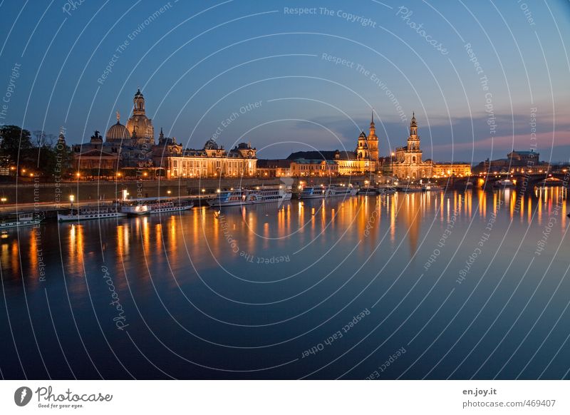 Lichtspiele Ferien & Urlaub & Reisen Ausflug Sightseeing Städtereise Nachthimmel Fluss Dresden Sachsen Bundesadler Europa Stadt Skyline Kirche Gebäude