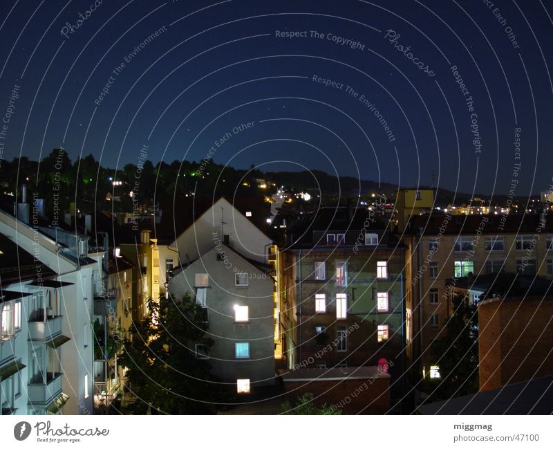 Stuttgart West Stadt Nacht Nachtaufnahme Langzeitbelichtung Haus Fassade Balkon dunkel Dach Westen Himmel Stern